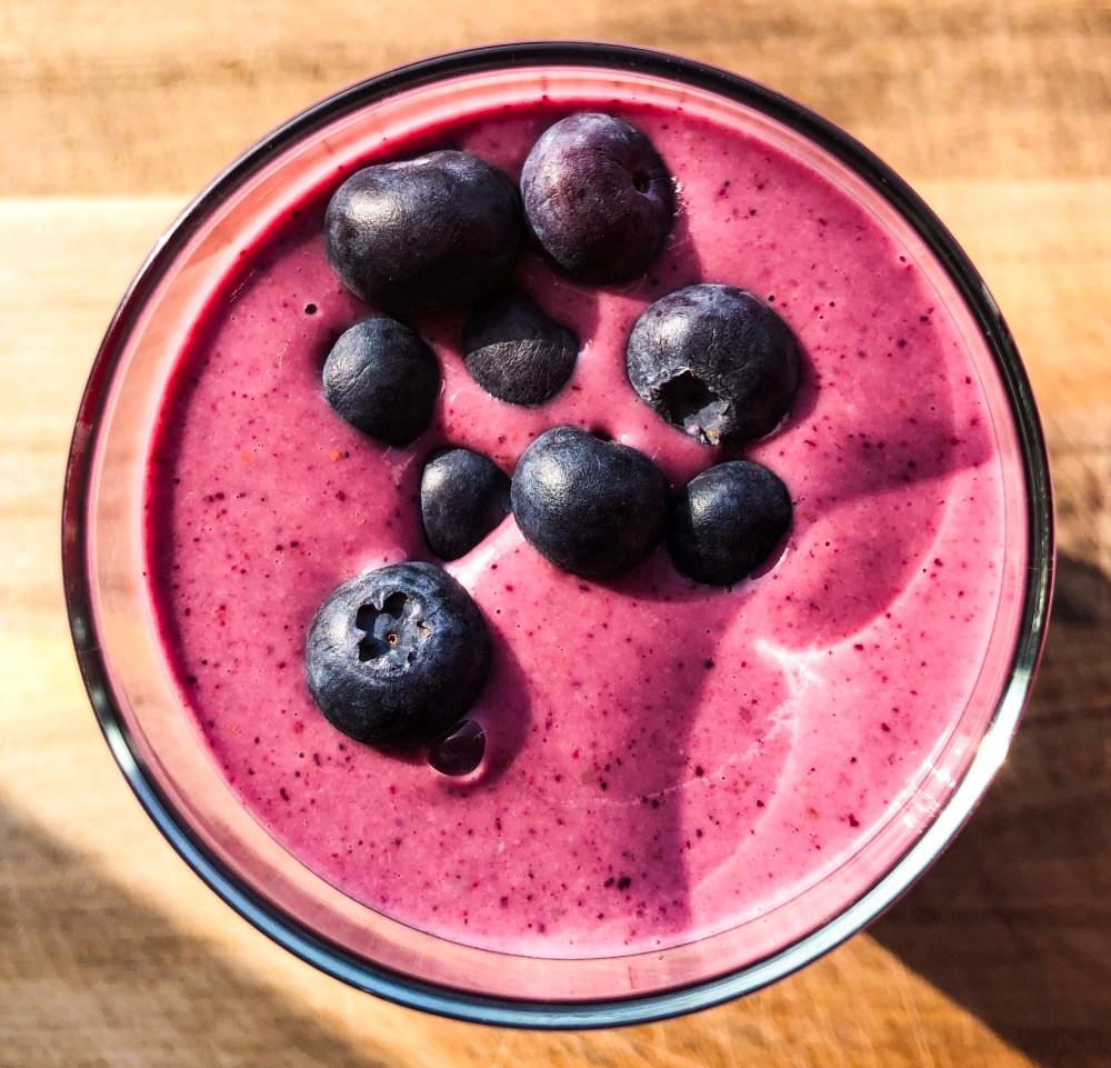 banana and berry smoothie.jpg